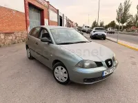 Usado Seat Ibiza 75 CV (55 kW) 2003 Verde Utilitario