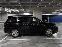 Usado Mitsubishi Outlander P-HEV 224 CV (164 kW) 2019 Negro SUV