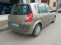 Usado Renault Scénic III 105 CV (77 kW) 2009 Beige Monovolumen