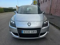 Usado Renault Scénic Dynamique 105 CV (77 kW) 2009 Gris / plata Monovolumen