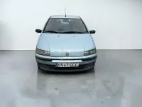 Usado Fiat Punto 60 CV (44 kW) 2002 Azul Utilitario