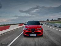 Nuevo Alfa Romeo Junior 145 CV (106 kW) 2025 Rojo SUV