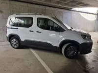 Usado Peugeot e-Rifter Allure 100 kW (136 CV) 2023 Blanco Monovolumen