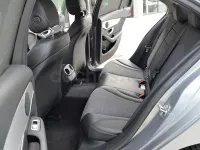 Usado Mercedes C200 AMG line 136 CV (100 kW) 2016 Gris / plata Berlina