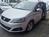 Usado Seat Alhambra Reference 140 CV (102 kW) 2010 Gris / plata Monovolumen