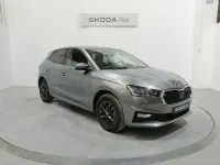 Usado Skoda Fabia Selection 115 CV (84 kW) 2025 Gris / plata Utilitario