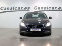 Usado Volvo V40 Kinetic 114 CV (83 kW) 2013 Negro Utilitario