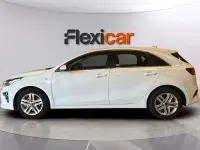 Usado Kia Ceed 101 CV (74 kW) 2020 Blanco Utilitario