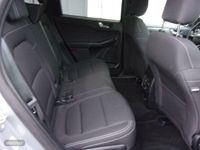 Usado Ford Kuga Titanium 225 CV (165 kW) 2022 Gris / plateado SUV