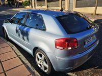 Usado Audi A3 Ambition 250 CV (183 kW) 2004 Azul Berlina