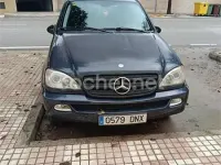 Usado Mercedes ML270 163 CV (119 kW) 2001 Azul SUV