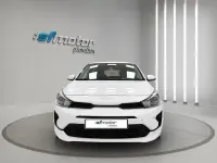 Usado Kia Rio 84 CV (61 kW) 2022 Blanco Berlina