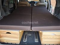 Usado Kia Carnival 185 CV (136 kW) 2010 Gris / plata Monovolumen