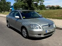 Usado Toyota Avensis Sol 129 CV (94 kW) 2006 Gris / plata Berlina