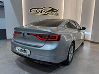 Usado Renault Talisman Zen 150 CV (110 kW) 2017 Plata Berlina