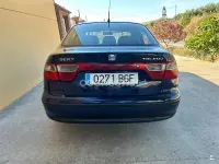 Usado Seat Toledo Stella 100 CV (73 kW) 2001 Azul Berlina