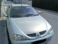 Usado Renault Mégane Coupé R.S. 100 CV (73 kW) 1999 Gris / plata Coupe