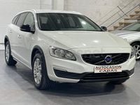 Usado Volvo V60 CC Kinetic 150 CV (110 kW) 2017 Blanco Familiar