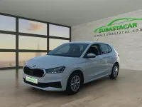 Usado Skoda Fabia 80 CV (58 kW) 2022 Blanco Utilitario