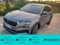 Usado Skoda Karoq Ambition 115 CV (84 kW) 2022 Gris / plata SUV