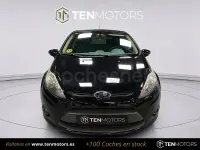 Usado Ford Fiesta Trend 68 CV (50 kW) 2010 Negro Berlina