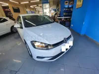 Usado VW Golf VII 116 CV (85 kW) 2019 Blanco Berlina