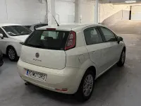 Usado Fiat Punto Pop 77 CV (56 kW) 2014 Blanco Utilitario