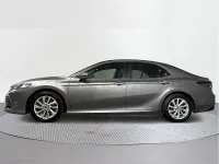 Usado Toyota Camry Advance 218 CV (160 kW) 2022 Gris / plata Berlina