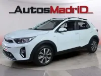 Usado Kia Stonic 84 CV (61 kW) 2023 Blanco SUV
