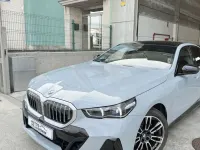 Usado BMW 520 M Sport 197 CV (144 kW) 2025 Gris Berlina