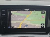 Usado VW T-Cross R-line 150 CV (110 kW) 2024 Amarillo SUV