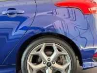 Usado Ford Focus ST 250 CV (183 kW) 2017 Azul Utilitario