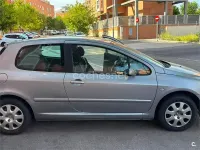 Usado Peugeot 307 110 CV (80 kW) 2005 Gris / plata Berlina