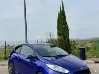 Usado Ford Fiesta ST 182 CV (133 kW) 2015 Azul Utilitario