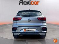 Usado MG ZS Luxury 111 HP (81 kW) 2023 Cinzento Sedan