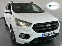 Usado Ford Kuga ST-Line 150 CV (110 kW) 2017 Blanco SUV