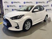 Usado Toyota Yaris 125 CV (91 kW) 2022 Blanco Utilitario