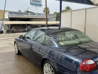 Usado Jaguar S-Type Executive 238 CV (175 kW) 2006 Azul Berlina