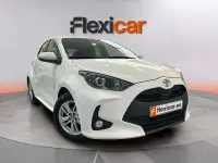 Usado Toyota Yaris Edition 125 CV (91 kW) 2021 Blanco Utilitario