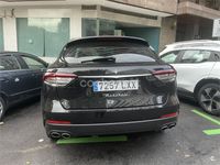Usado Maserati Levante 275 CV (202 kW) 2017 Negro SUV