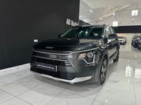 Usado Kia Niro 141 CV (103 kW) 2022 Gris SUV