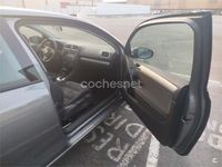 Usado VW Golf VI Sport 122 CV (89 kW) 2009 Gris / plata Utilitario