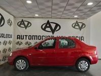 Usado Dacia Logan Lauréate 90 CV (66 kW) 2008 Granate Berlina