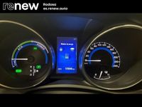 Usado Toyota Auris Touring Sports Business Edition 136 CV (100 kW) 2018 Blanco Familiar