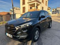 Usado Hyundai Tucson 131 HP (96 kW) 2016 Preto SUV
