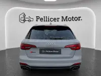 Usado Audi RS4 450 CV (330 kW) 2019 Gris / plata Familiar
