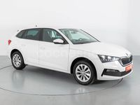 Usado Skoda Scala Ambition 95 CV (69 kW) 2023 Blanco Utilitario