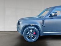 Begagnad Land Rover Defender SE Dynamic 249 HK (183 kW) 2026 Svart SUV