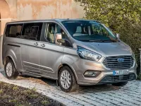Nuevo Ford Tourneo Custom Titanium X 170 CV (125 kW) 2026 Negro Van
