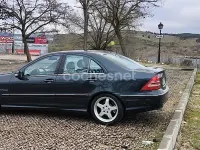 Usado Mercedes C32 AMG AMG 354 CV (260 kW) 2001 Azul Berlina